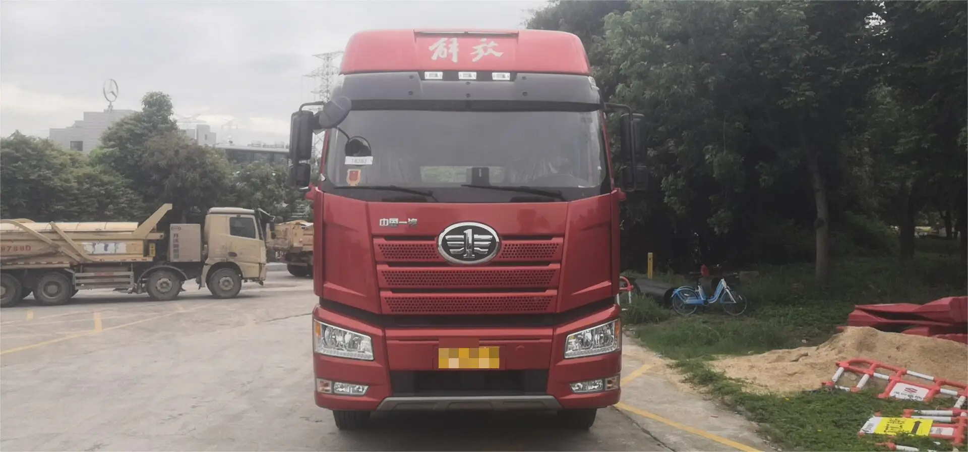 Cheap Used Faw Jiefang J6p Heavy Duty Truck Tractor Best Selling High