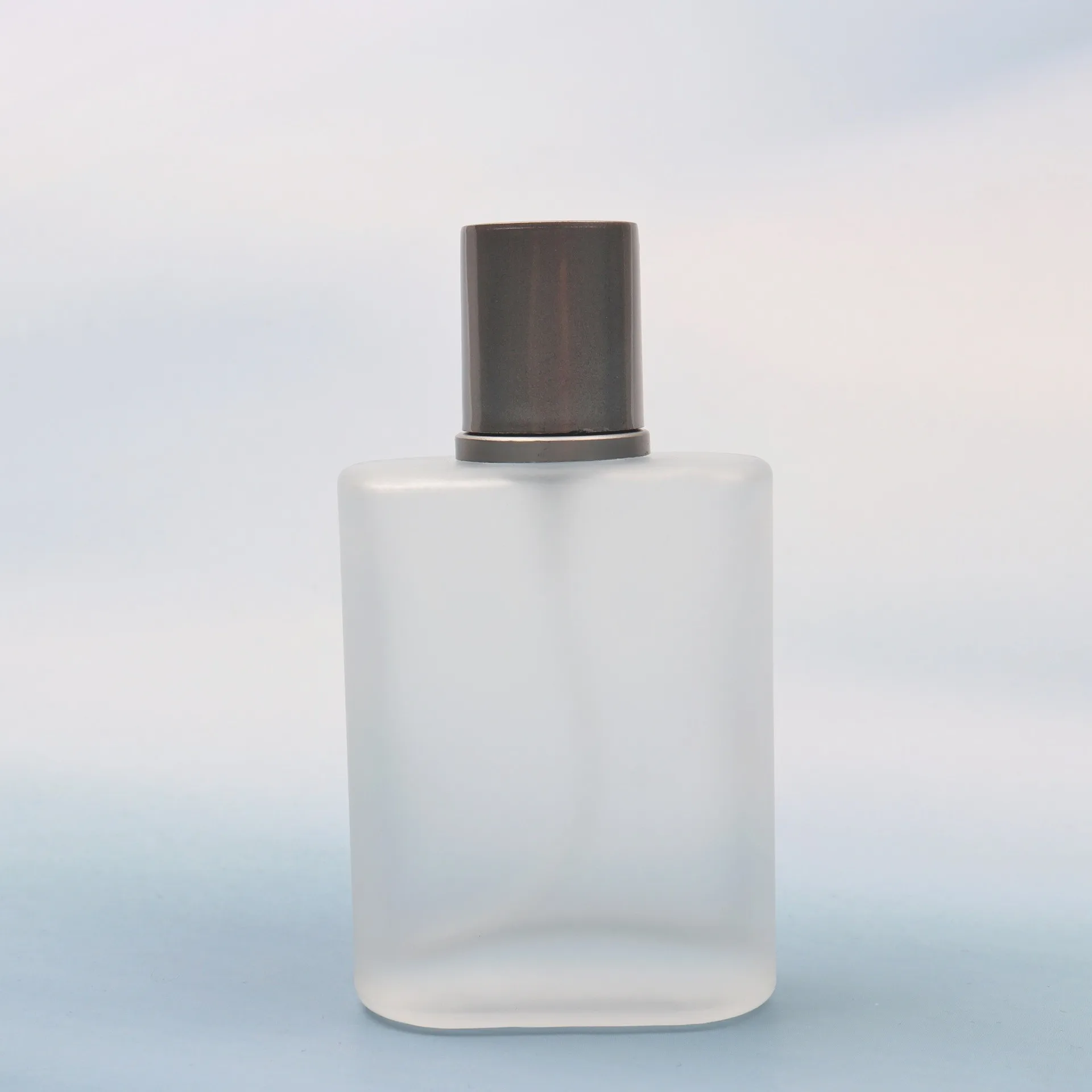 product in stock 30ml 50ml square frosted transparent perfume bottle frosted glass divided bottle spray electrochemical aluminum cap-34