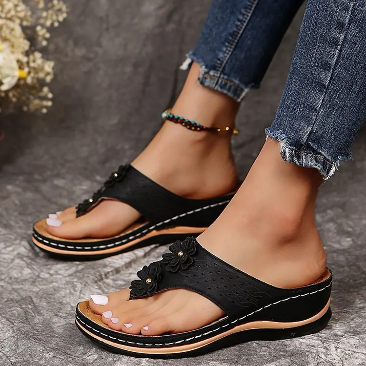 2024 summer slope heel light large solid color herringbone clip sandals for women