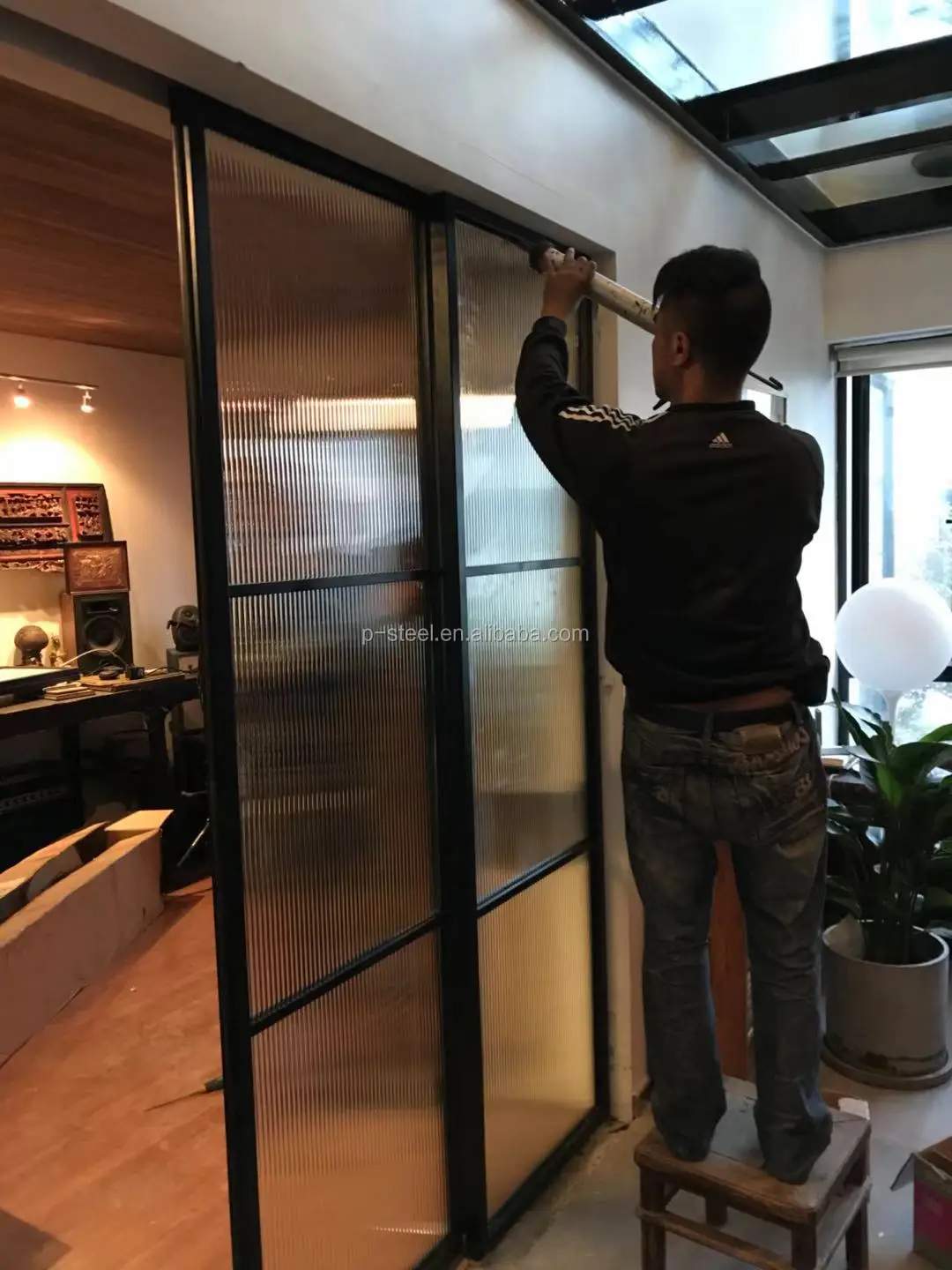 Customizable Modern Style Sliding Door with French Design Steel Frame Hanging Curtain-IdealCN Supplier factory