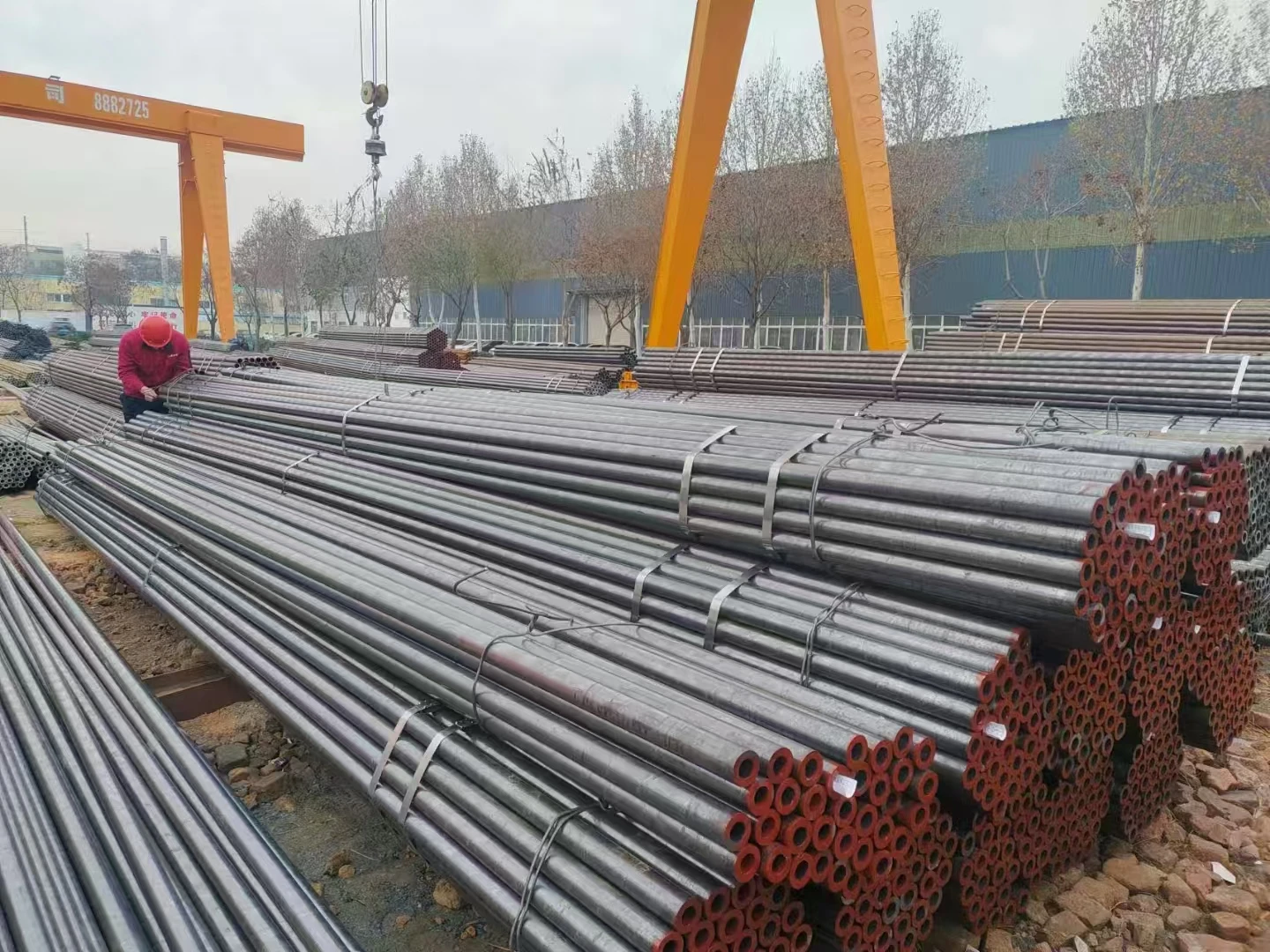 Black Stb340 Seamless Steel Tube Carbon Steel Pipe 89mm High Quality Tube and Pipe factory