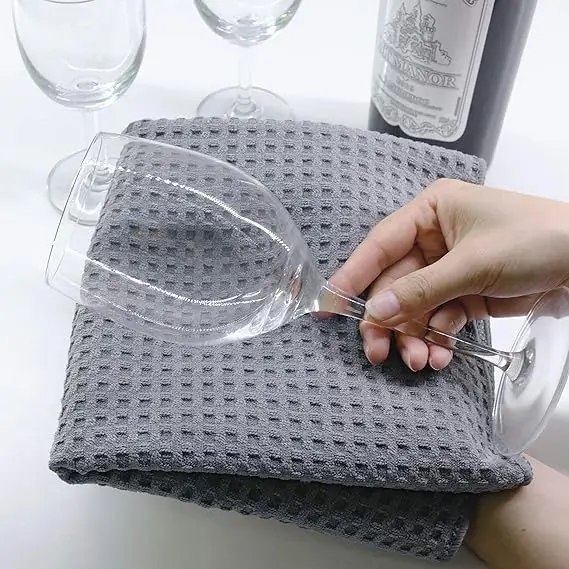 Hot-selling microfiber Waffle kitchen towels are absorbent and easy to clean