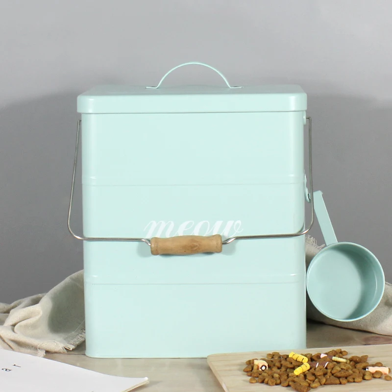 Airtight Dog Treat Storage Tin with Scoop Food Packaging Rectangle Stocked Galvanized Iron Pet Food Storage Container