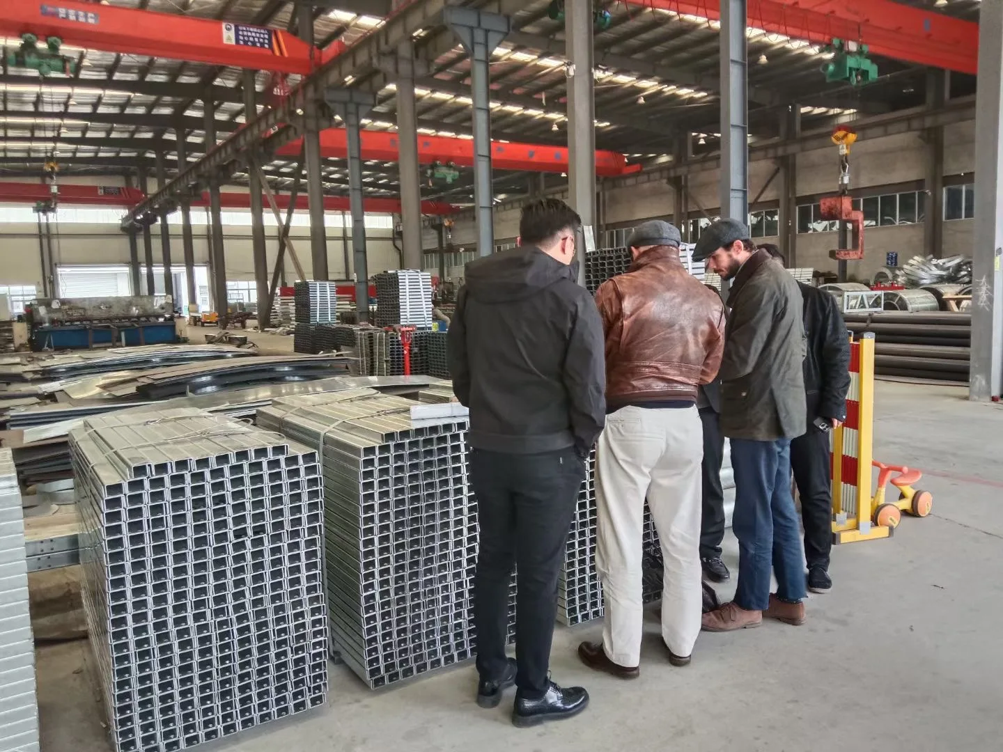 DIN17100 Series Bars ST37-2 ST37-3 ST44-2 ST52-3 Carbon Steel Cold Drawn Bright Bars Hot Rolled Bars-Special Steel Products details