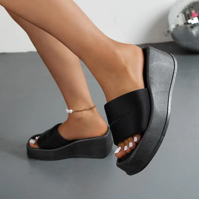 2024 Summer Slippers Pillow Slides Peep Toe Slip On Women Sandals Shoes Thick Bottom Waterproof Slides High Heel Slippers