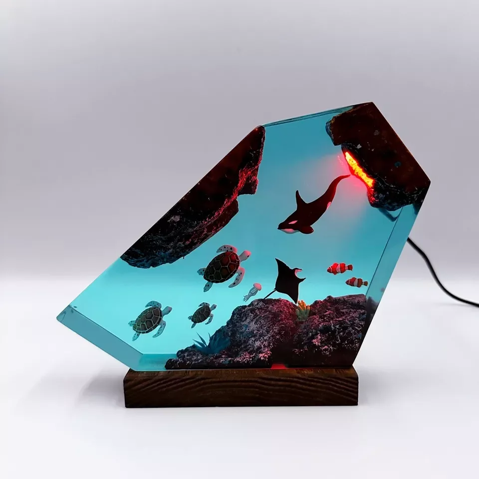 fish lamp (5).png