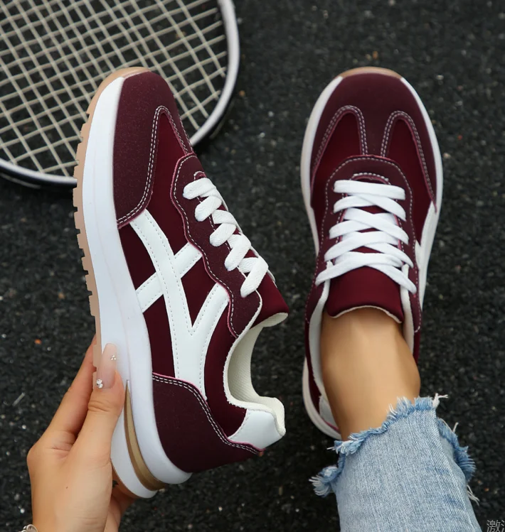 Comfortable, Fashionable and Casual Sports Shoes, Made of High-quality Fabric, Thick-soled Lace-up Premium Sports Shoes