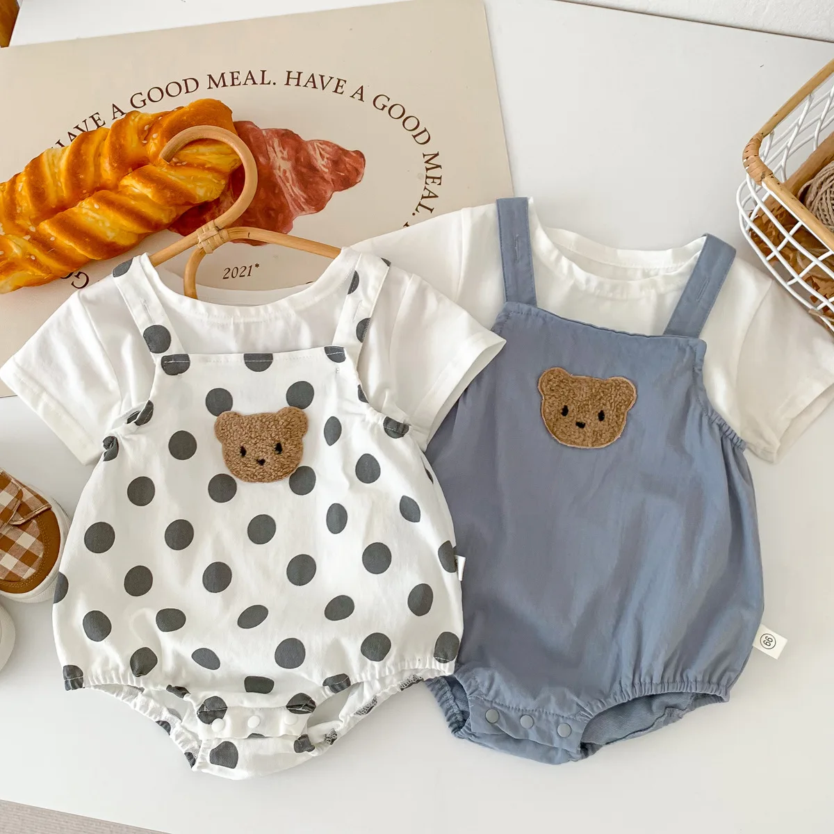 Summer Baby Short Sleeve Suit Baby Boys Girls T-shirt + Bodysuit Two-Piece Cute Bear Suit
