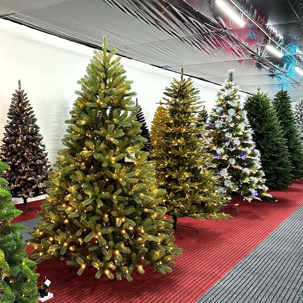 Manufacturer Customized Christmas Tree Xmas Decorations Dual Color PE Artificial Christmas Tree for Holiday Home Decor