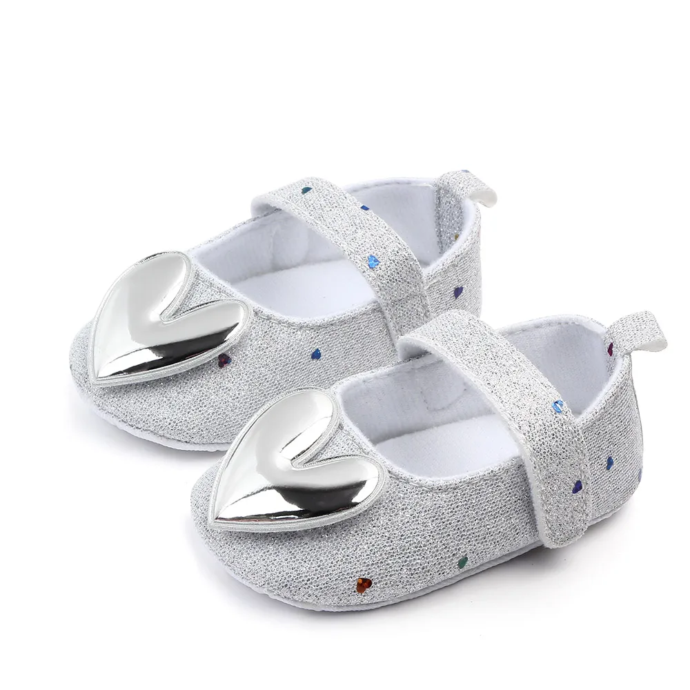 Spring and Autumn Shiny Solid Color Big Heart Soft Soled Baby Girls Soft Soled Toddler Shoes factory