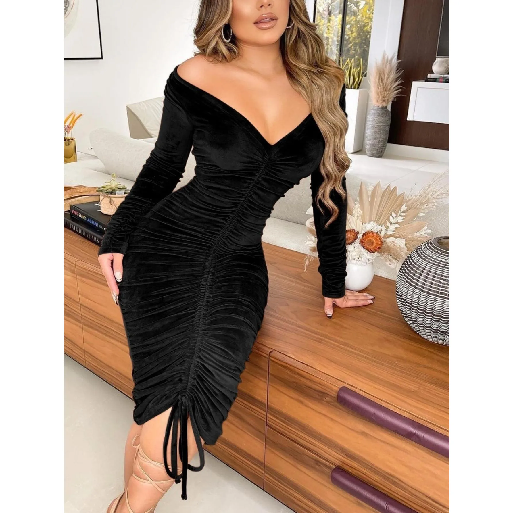 Women's Dresses V Neck Off The Shoulder Velvet Ruched Mid-length Dresses H4da21ae80c62480a94bc949a51f7d979n