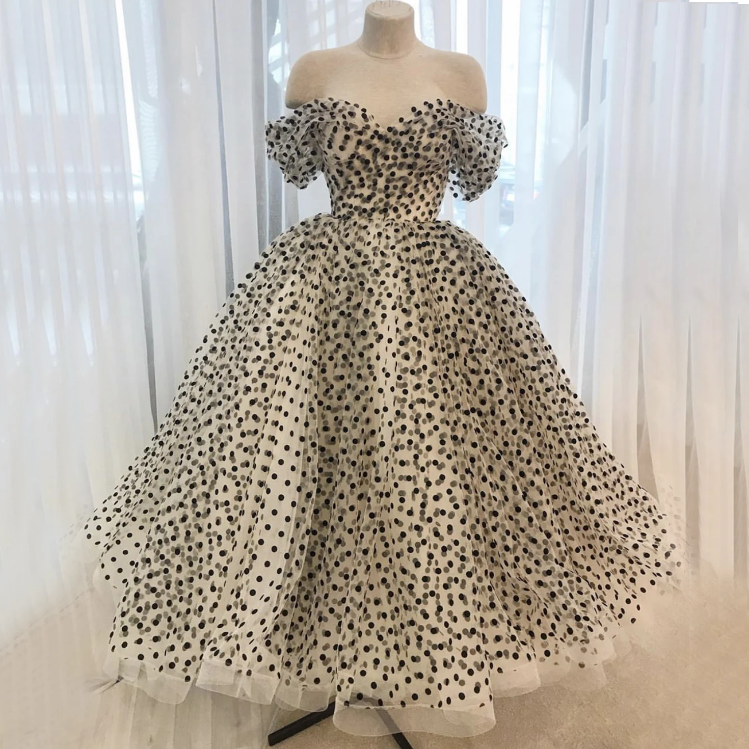 off shoulder round dresses