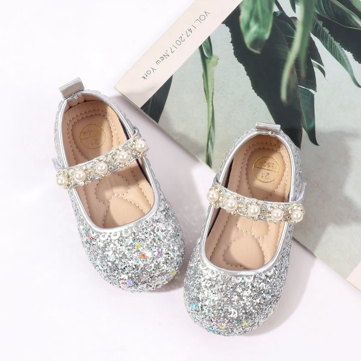 Spring Autumn Bling Glitter Material Princess Toddler Baby Girl Shoes manufacture