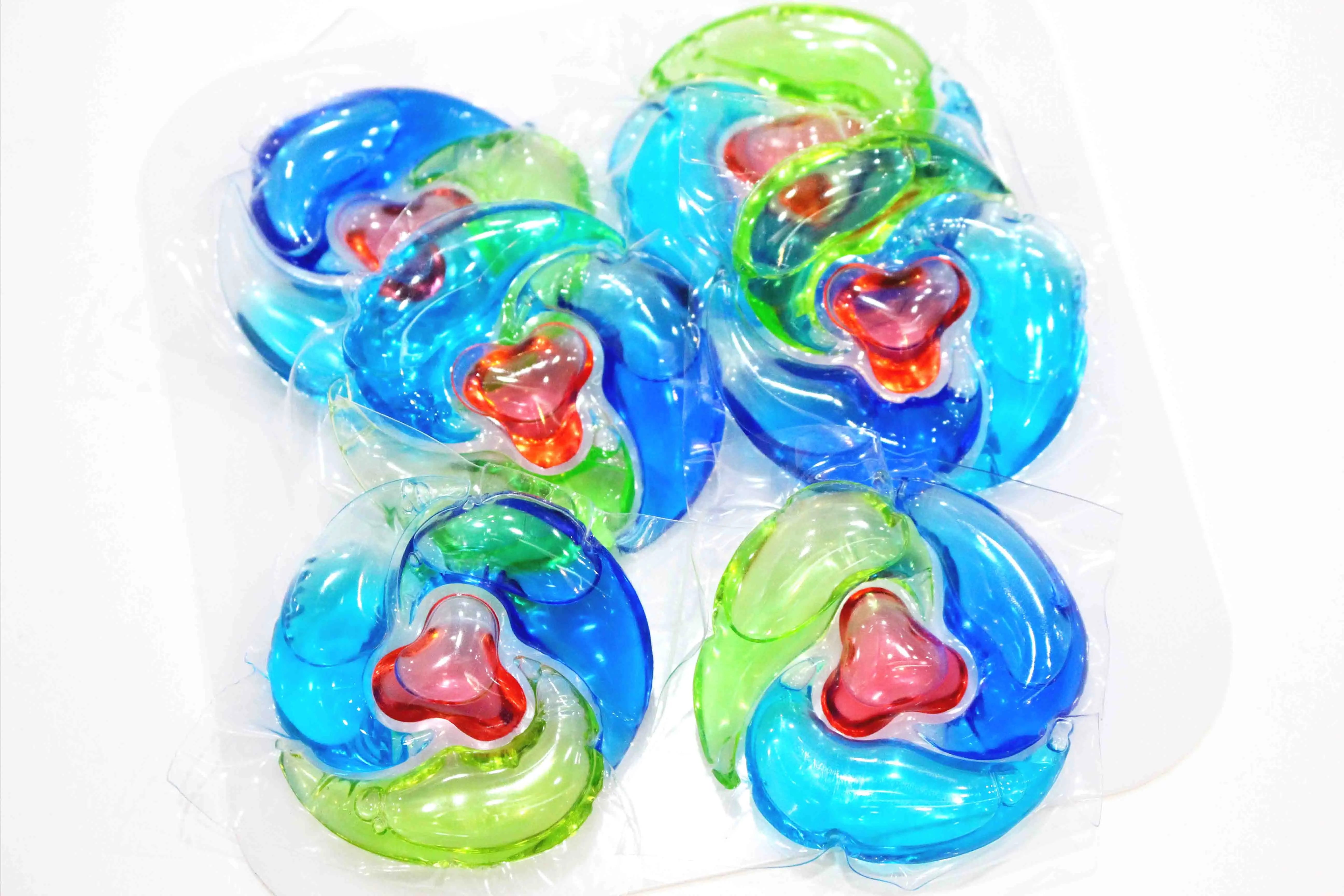 OEM Sustainable Clothes Washing Laundry Booster Machine Beads Natural Apparel Gel Disposable Detergent Soap for Natural Clothes supplier