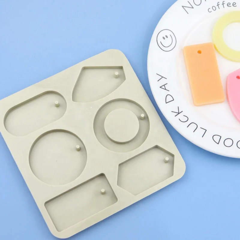 Top seller 2023 Non 4 Cavities Round Shaped Candle Soap non stick easy to clean Silicone Molds Jello Soap Molds cake supplier