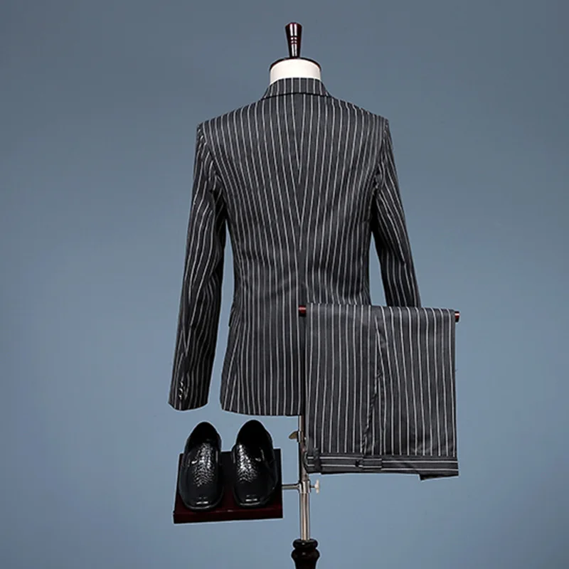 Custom Luxury Fashion Business Striped 3 Pieces Men Suit Wedding Double Breasted Notch Lapel Groom Tuxedo Suit