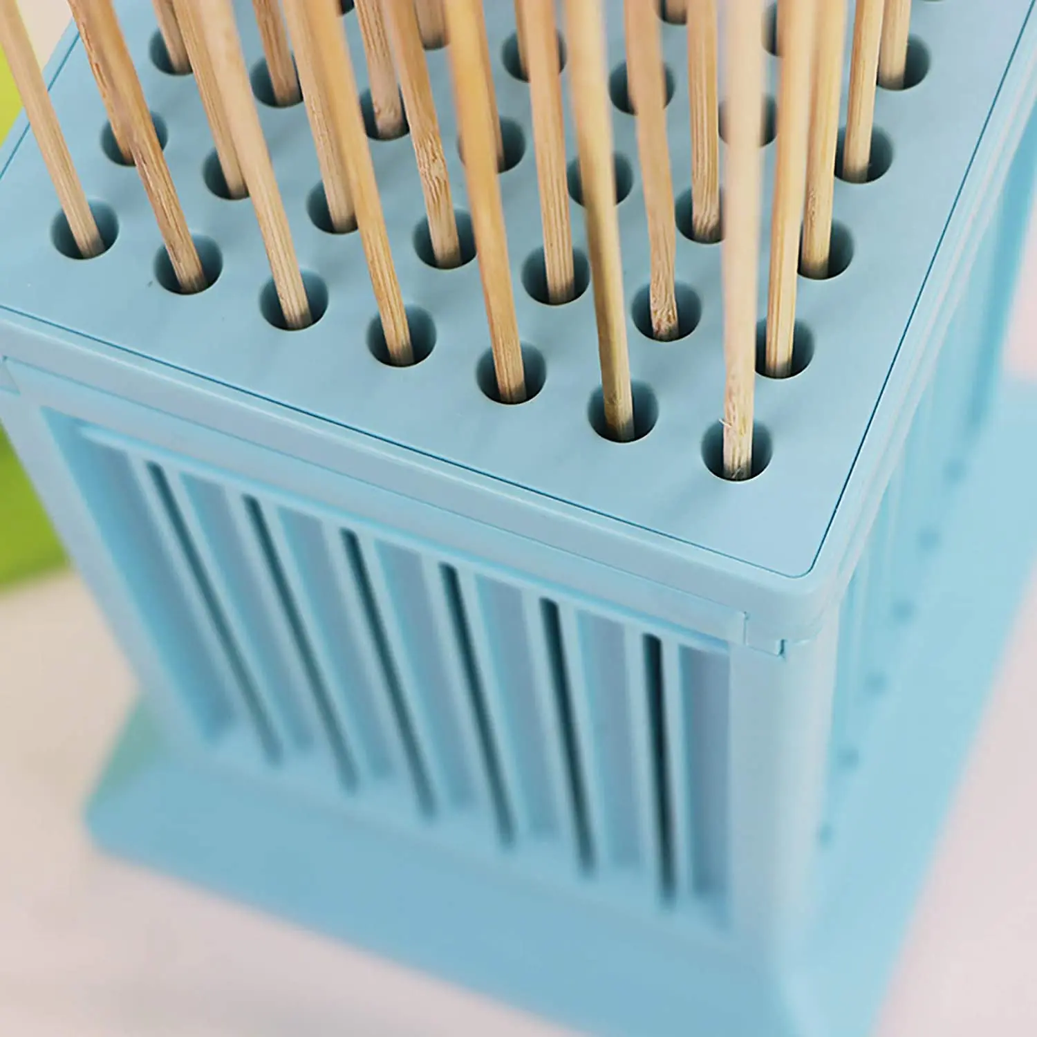 Small 18cm Korean Style BBQ Skewers 49 Hole Kebab Making Box Durable Plastic ABS Eco-Friendly details