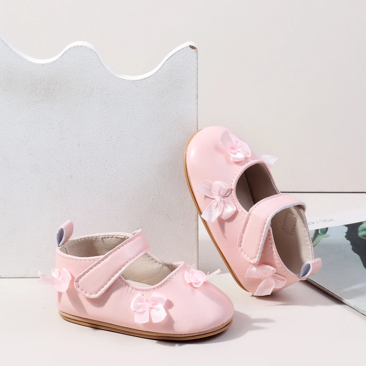 Fashion Spring&Autumn Baby Girl Butterfly Design Princess Shoes With TPR Soled Newborn Toddler Girl Shoes factory
