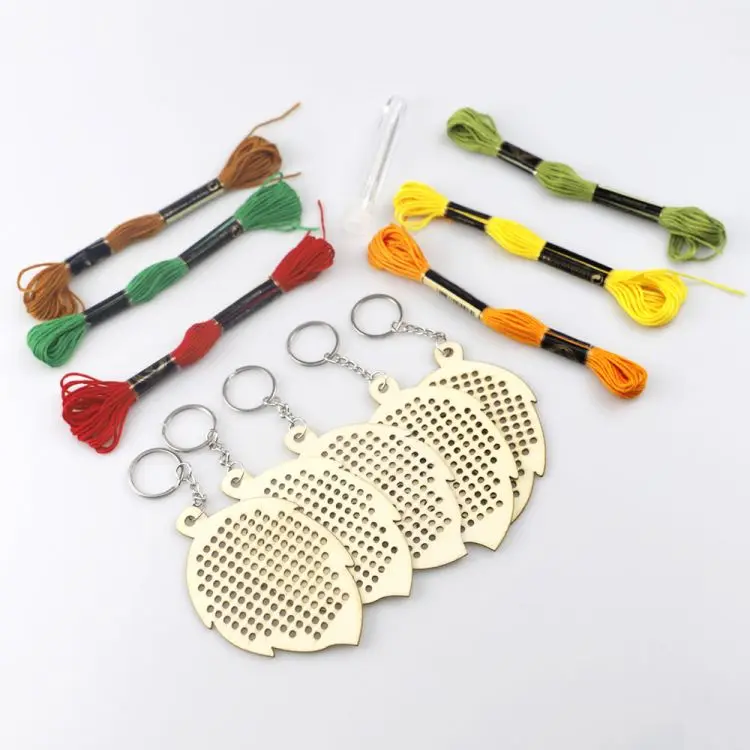 5Pcs Wooden Leaves with Colour Embroidery Threads DIY Craft Kit Home Decor Cross-stitch Keyring