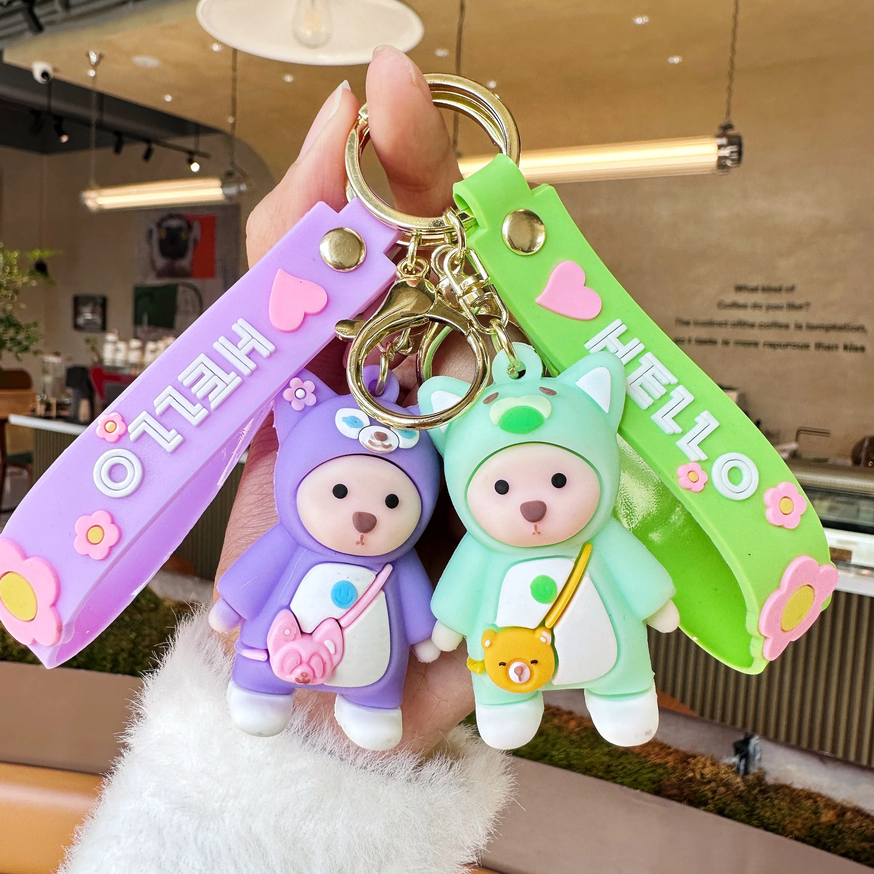 2024 New Fashion PVC Cute Little Bear Pendant Keychain 3D Cute Cartoon Animation Comic Car Bag Keyring Souvenir Couple Gift