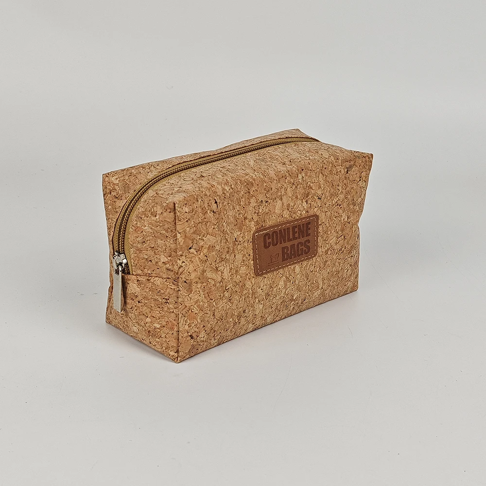 Custom Canvas Travel Makeup Bag with Zipper Closure Cork Bottom Fashionable Letter Pattern Cosmetic Gift Bag manufacture