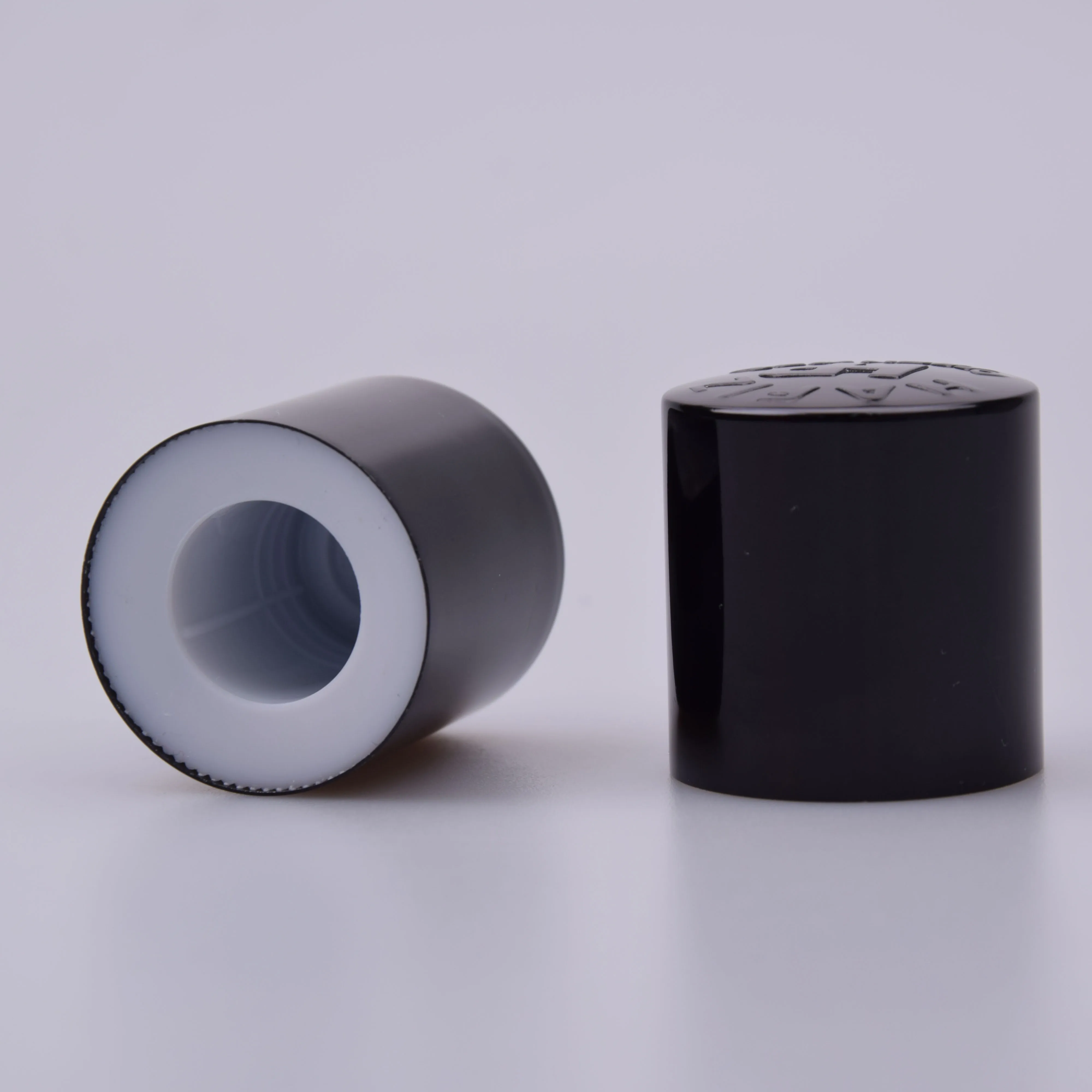 33mm Black Aluminum-Plastic Perfume Bottle Cap with Thick Insert for 15mm Sealing