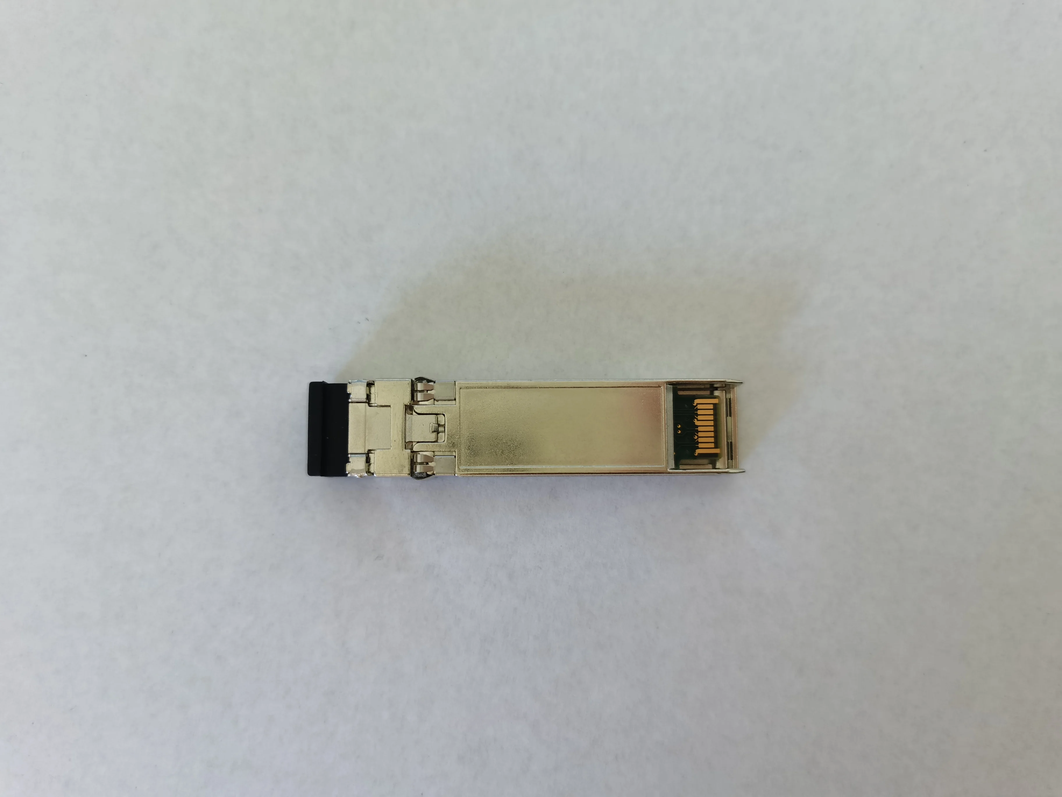 Finisar FTLF8529P3BCVALS 14 Gb/s Data Rate SFP+ Transceiver with 400 m Distance