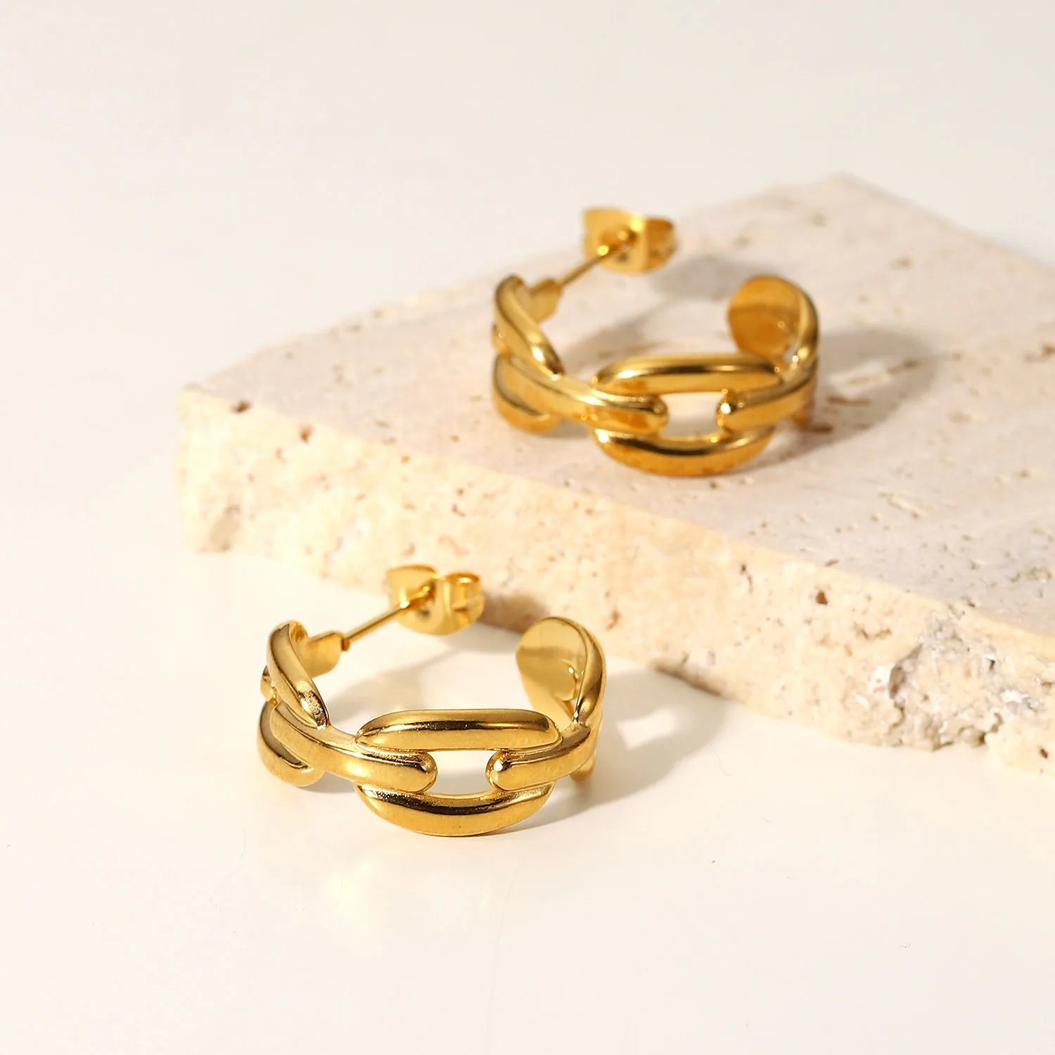 18-Karat Gold Stainless Steel Earrings Coffee Bean Buckle Chain C-Stud Custom Earrings