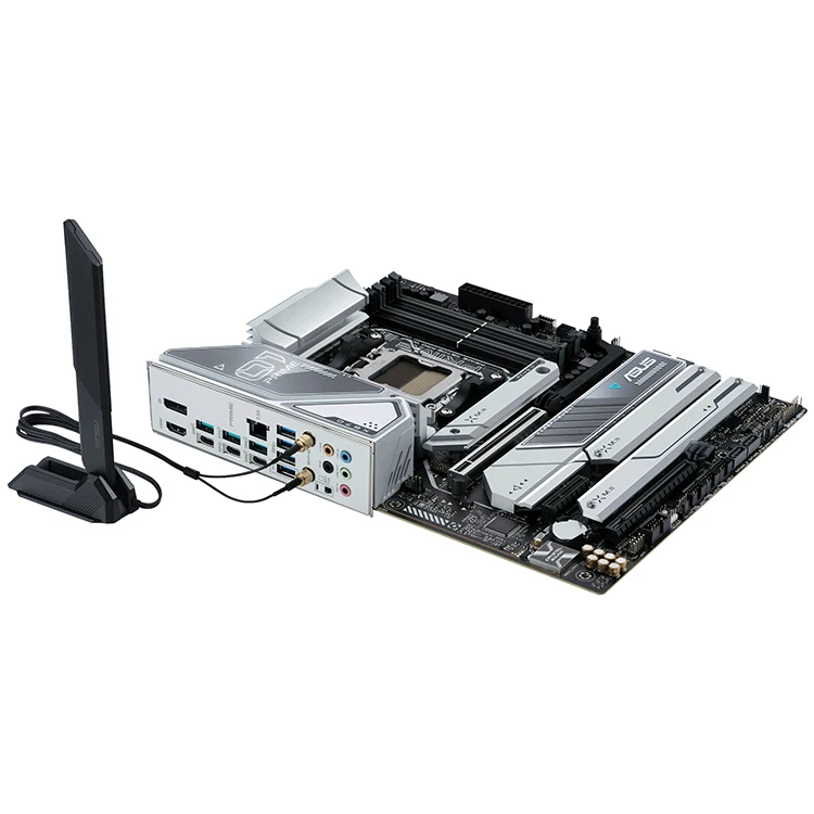X670E-PRO WIFI 07.jpg