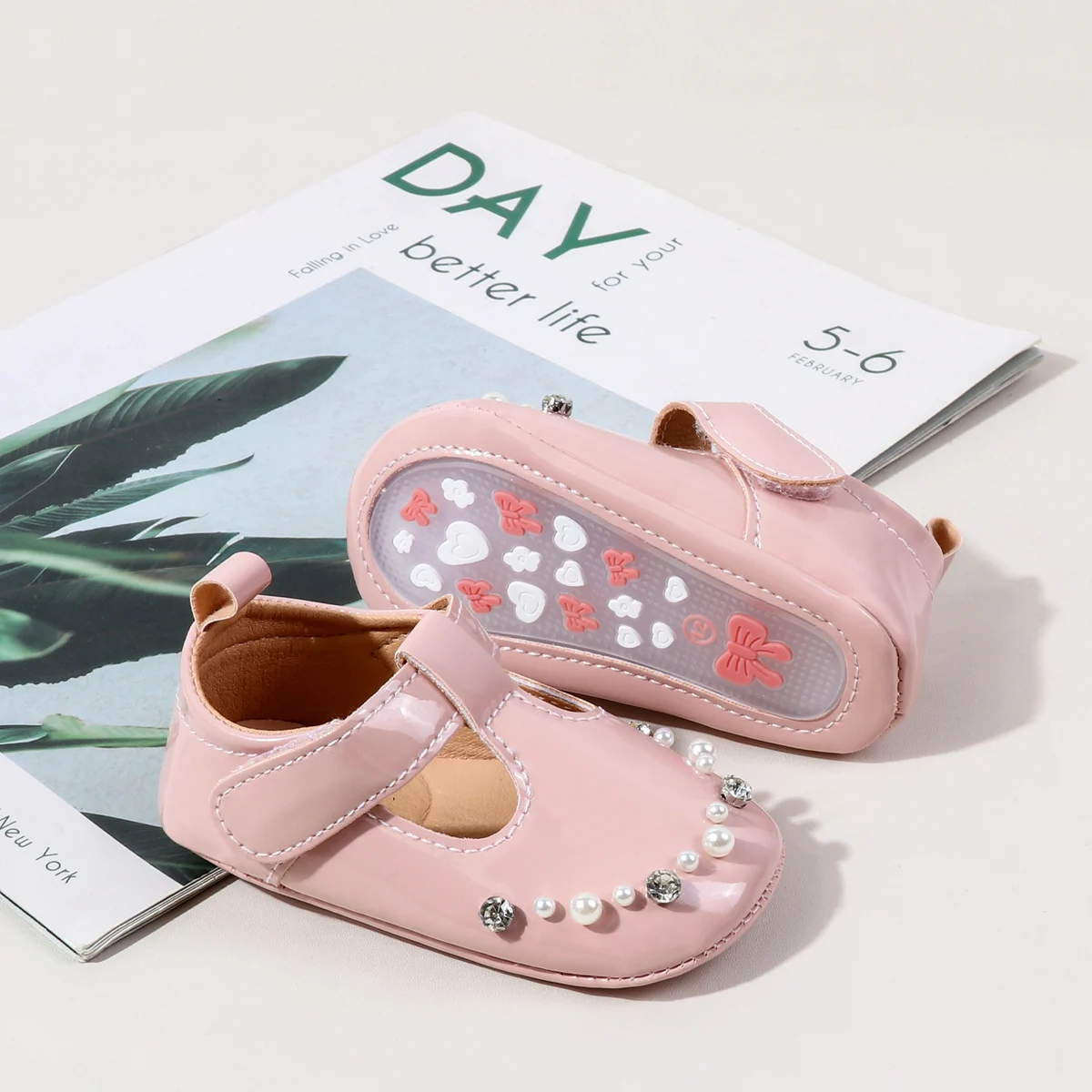 Beautiful Rhinestone Decoration Design Solid Leather Princess Girls Shoes for Babies 0-12 Months details