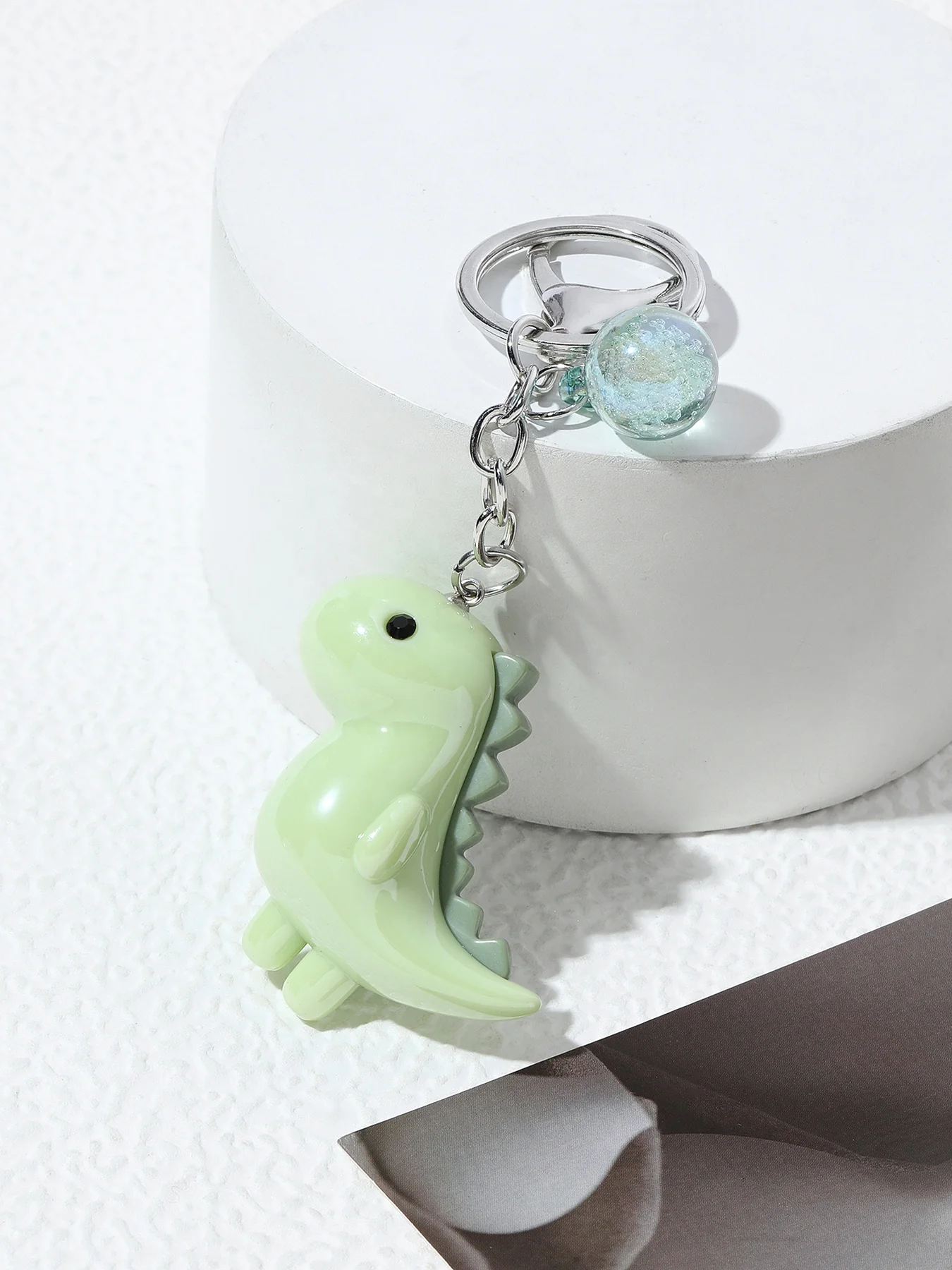 2023 Hot sale Cartoon dinosaur pendant exquisite cute small accessories bag Acrylic small dinosaur key chain