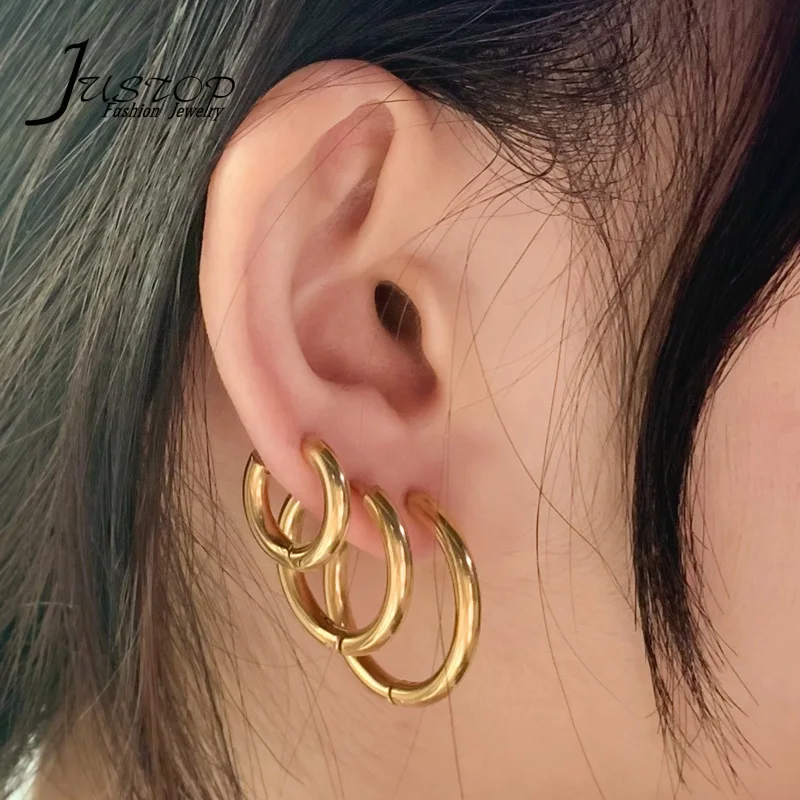 circle shape earrings