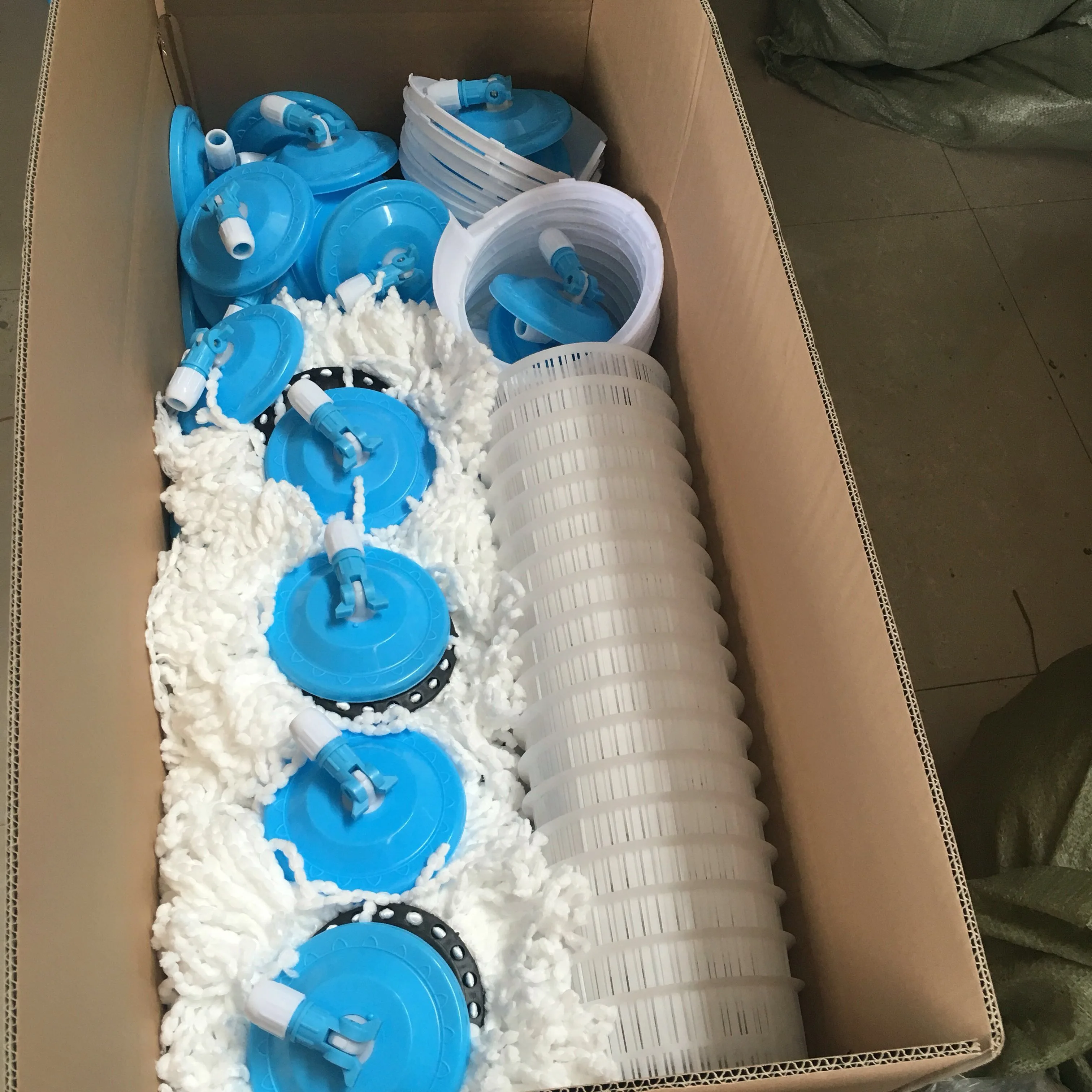 360 Rotary Microfiber Mob Set Steel Pole with Bucket and Wheels, Hands-Free Floor Cleaning Spinning Mop, Hot Sale in Brazil