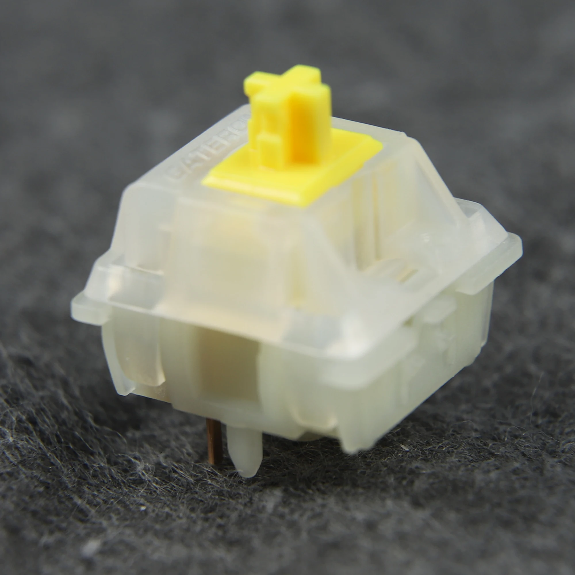 Gateron Ks 3x1 Cap Milky Yellow V2 Switches With 5pin Rgb Linear 63g Mx