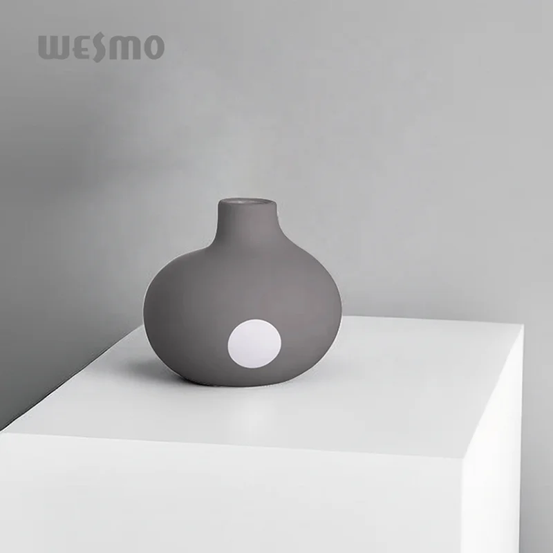 Nordic simple  Decoration Retro White Clay Pottery Flower Vase Minimalistic Small Ceramic Vase for  Home Decor