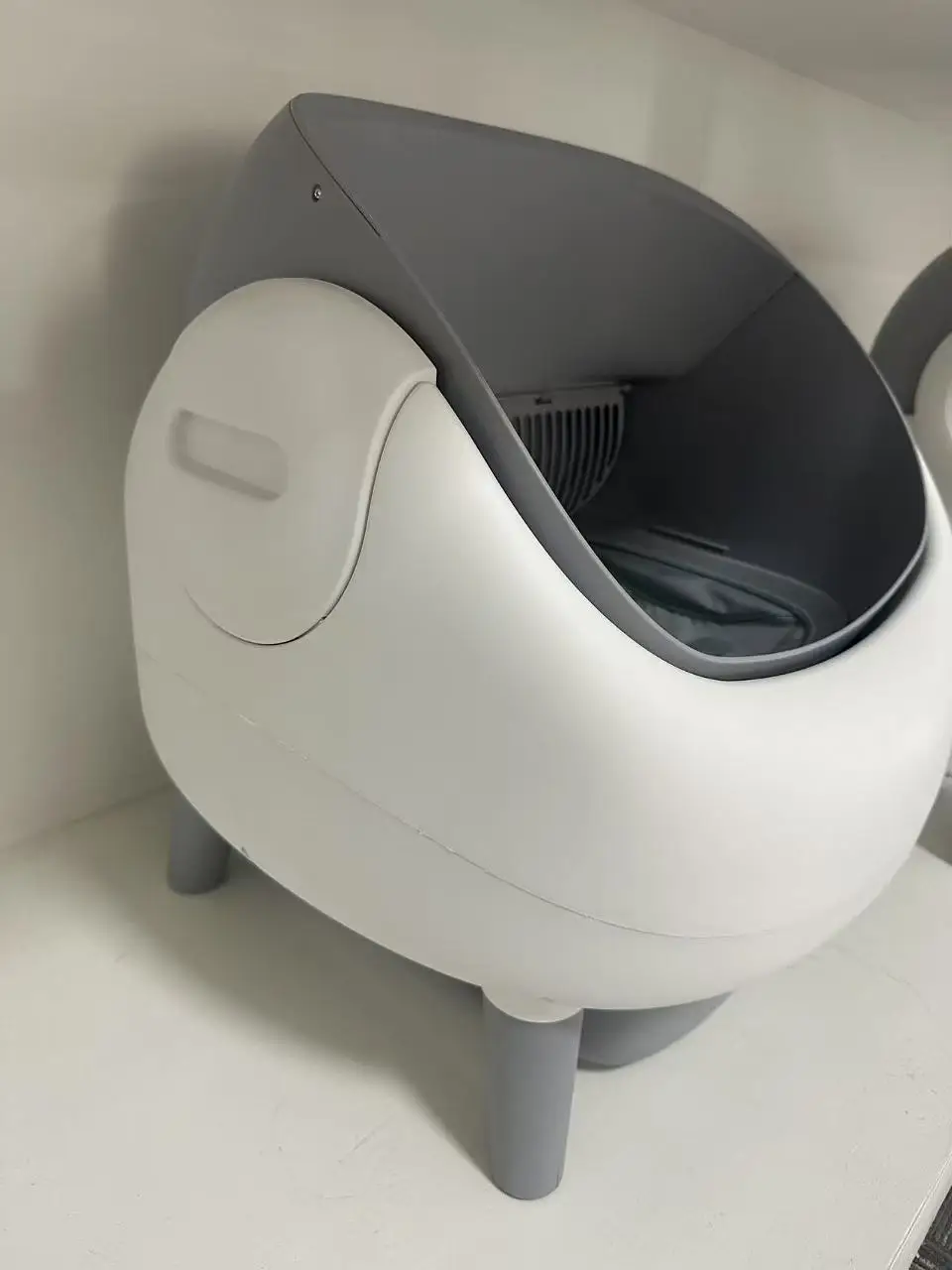 Hot Sale APP Controlled Semi Enclosed Cat Litter Box Drawer Type Anti Splash No Scooping Cat Toilet Pet Supplies factory
