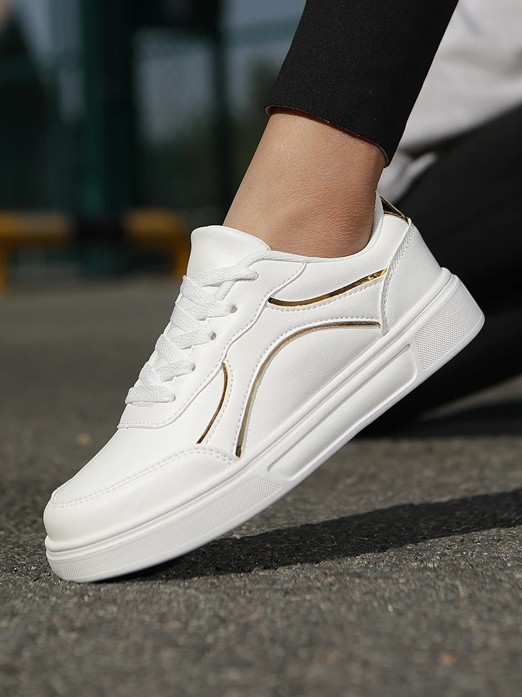 Hot Selling Women's EVA Skate Shoes Sporty Lace-Up Sneakers Easy-Matching Walking Anti-Slippery Running Shoes