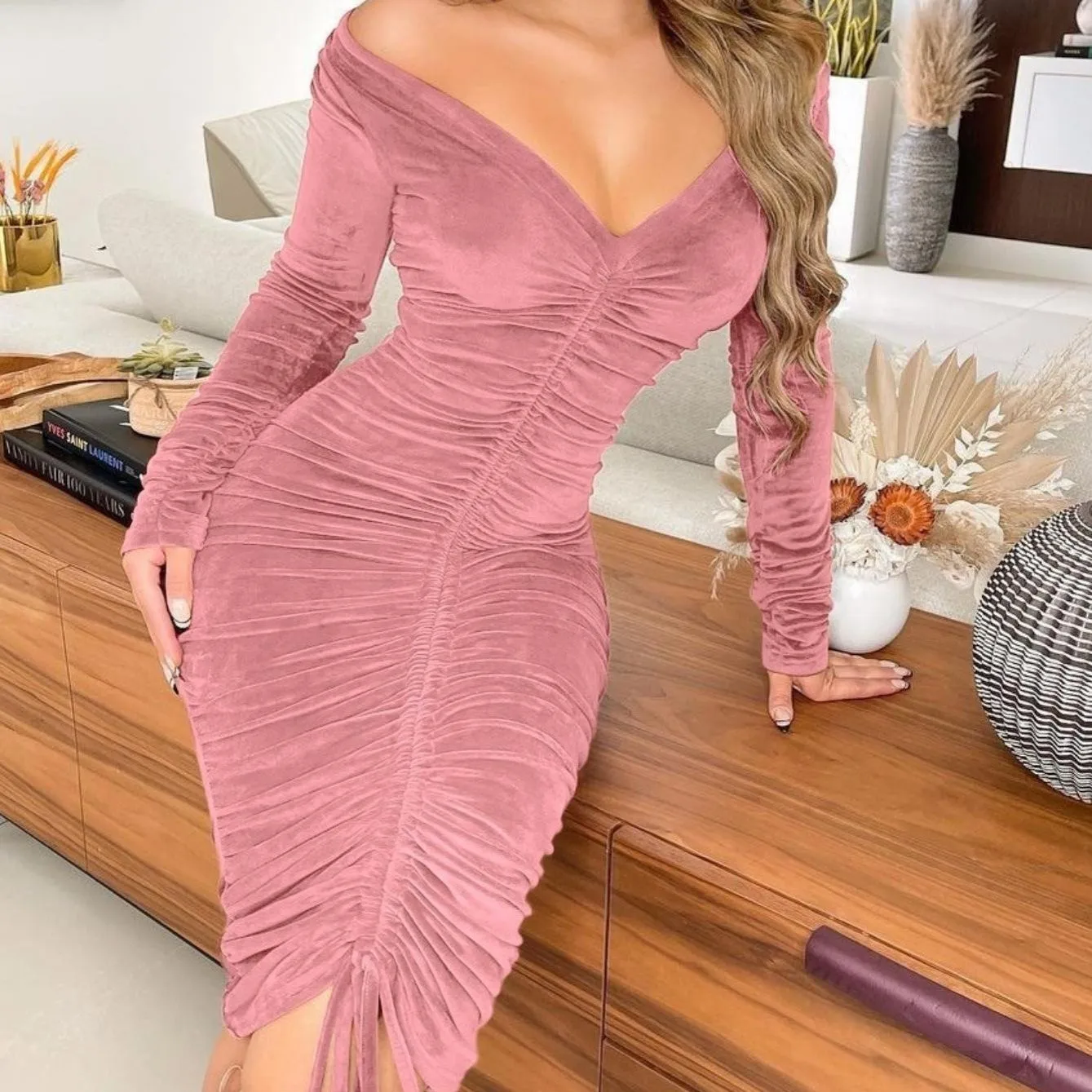 Women's Dresses V Neck Off The Shoulder Velvet Ruched Mid-length Dresses H5411404db4824cc0be53d963f56b78471