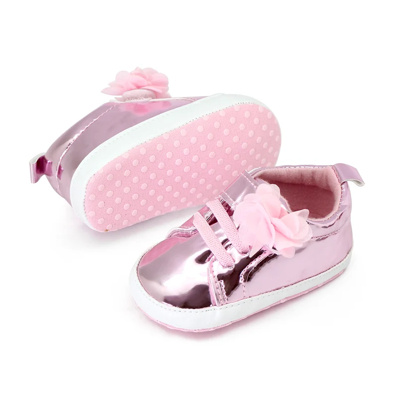 Solid Color Laser Shine Fashion Flower Soft Soled Baby Casual Shoes for Boys and Girls supplier