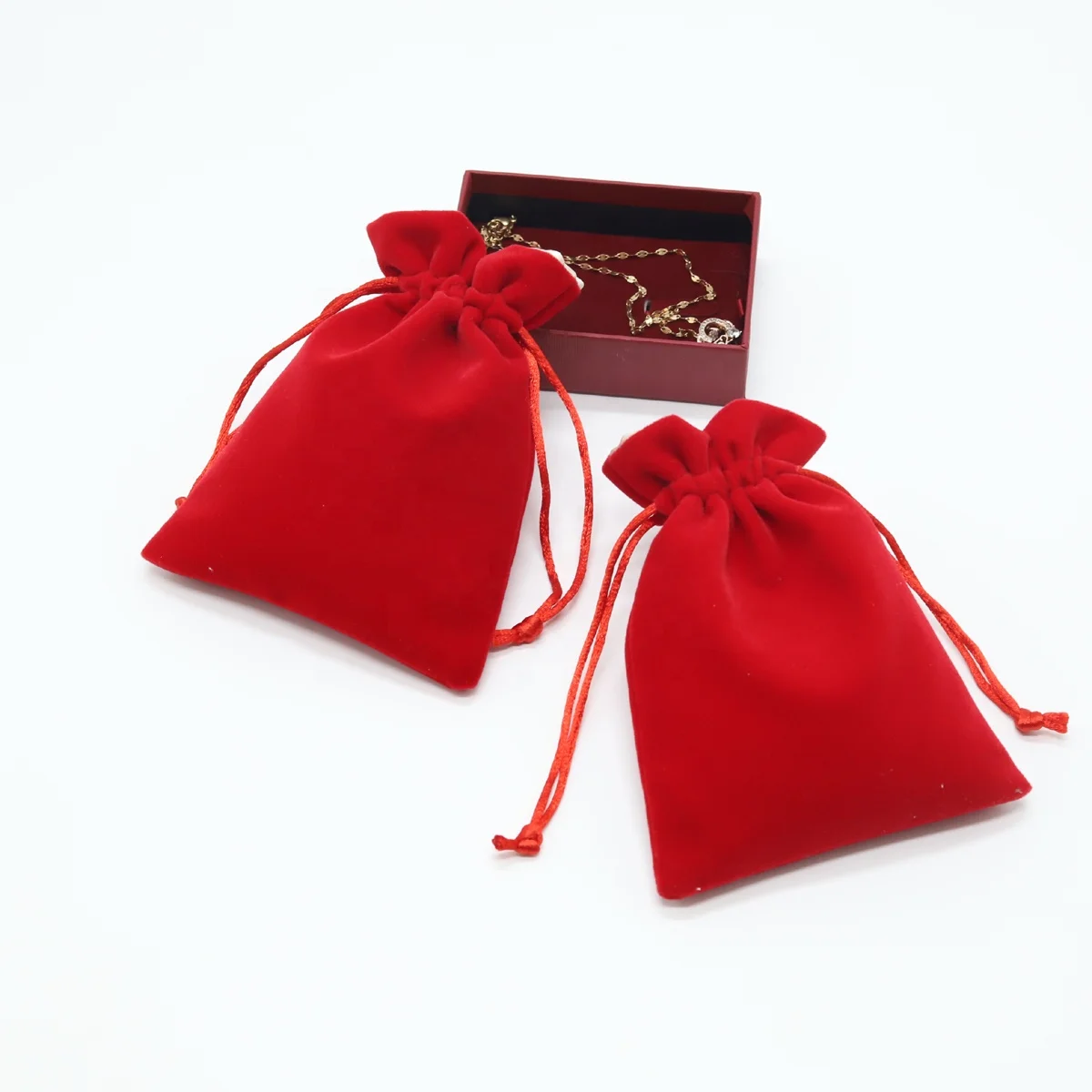 Hot Sale Velvet Gift Bag Watch Pouch With Drawstring Reusable Velvet Ring Earring Jewelry Pouch