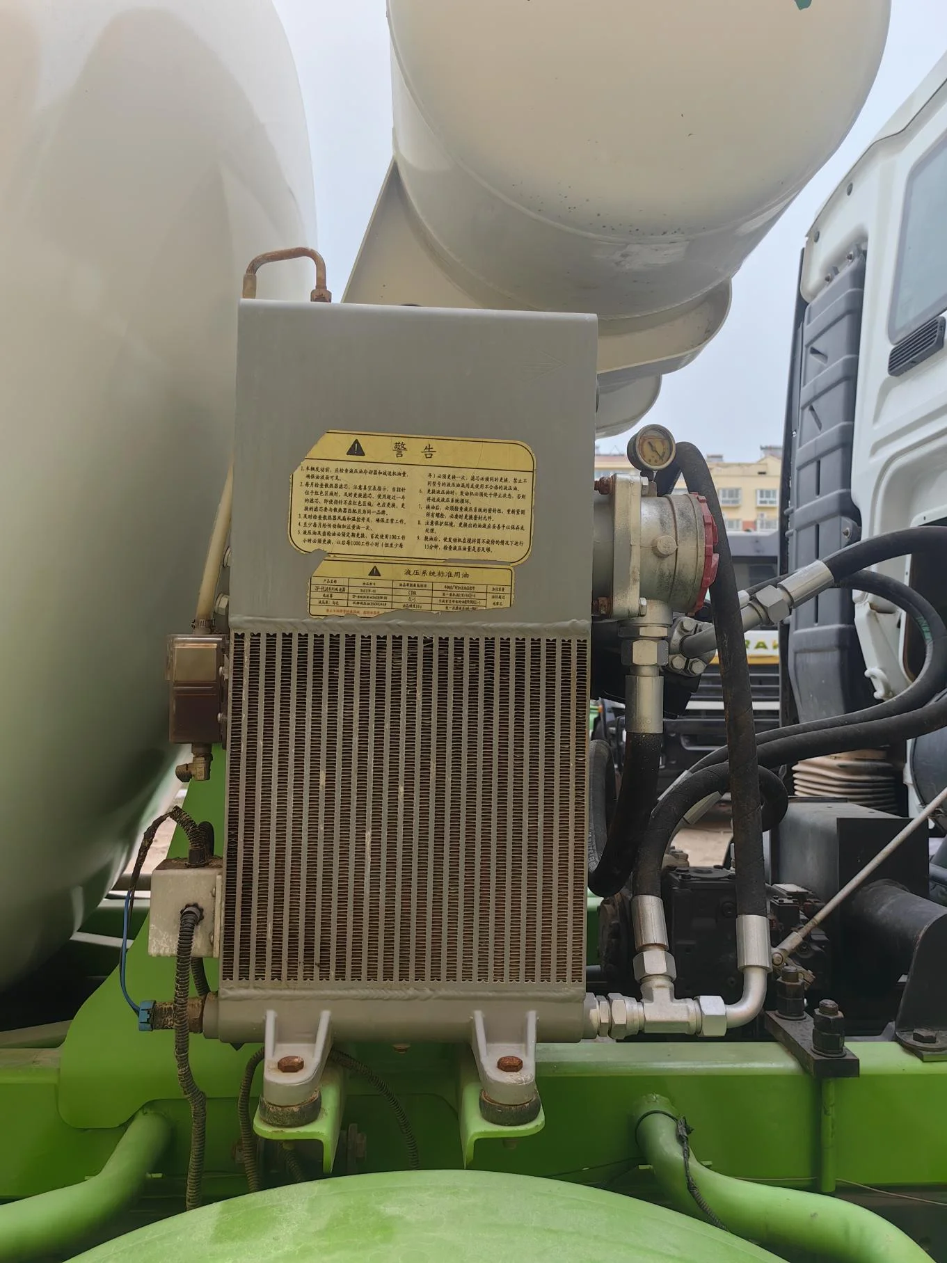 Used Cement /Concrete Mixer Truck with SITRAK Best Condition 12CBM