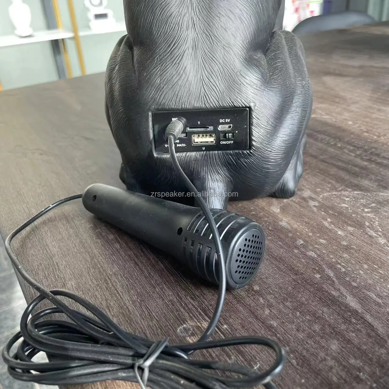 dog speaker with MIC