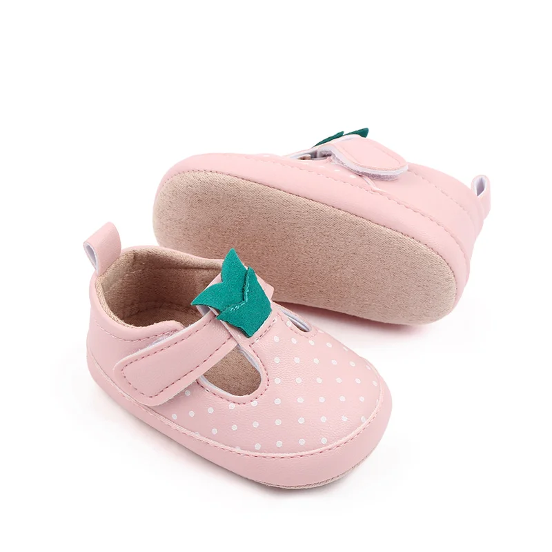 Strawberry Design Spring and Autumn New Baby Moccasins for Girls Shoes factory