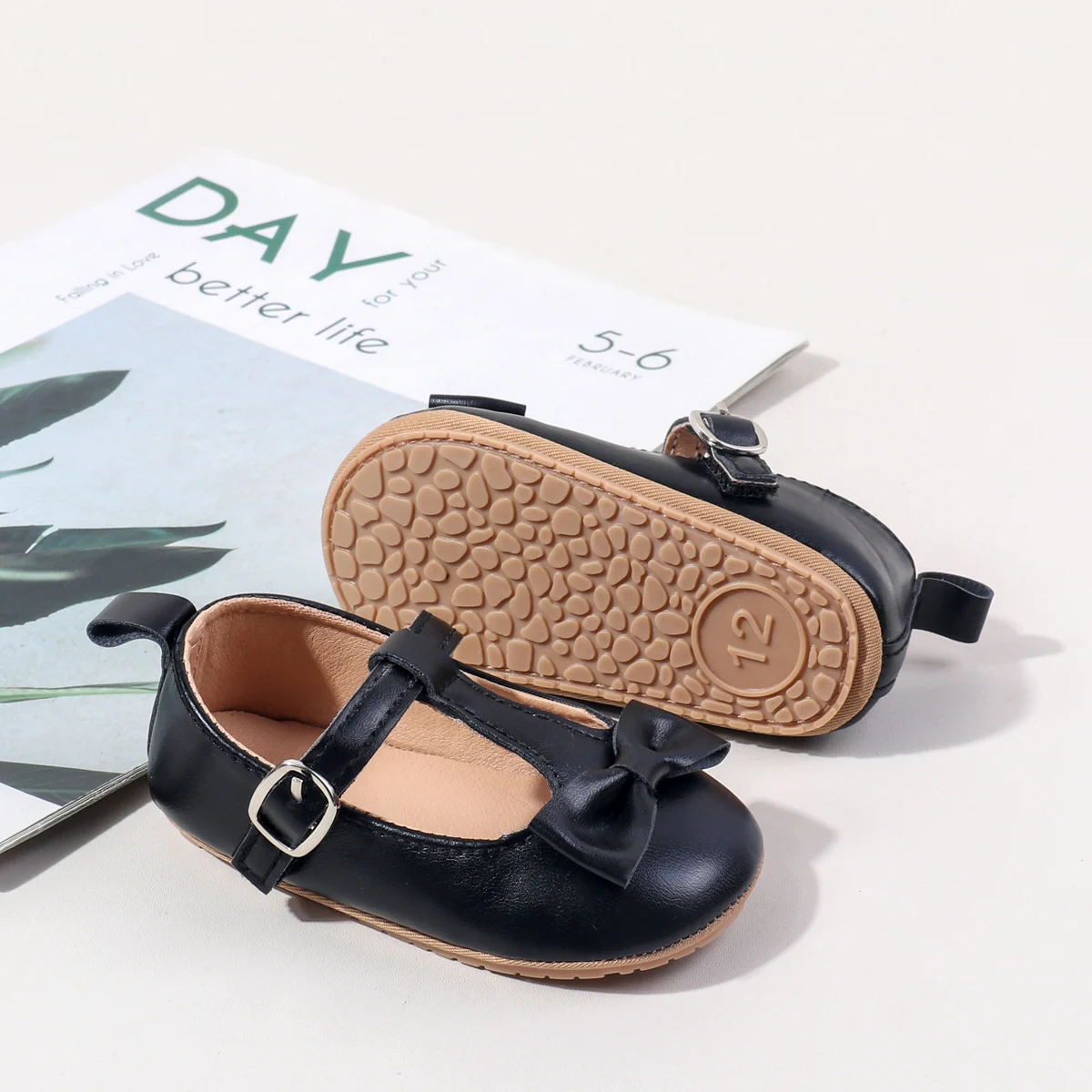 Hot Selling Spring Autumn Summer Solid Pu Leather Toddler Newborn Infant Baby Girls Shoes manufacture