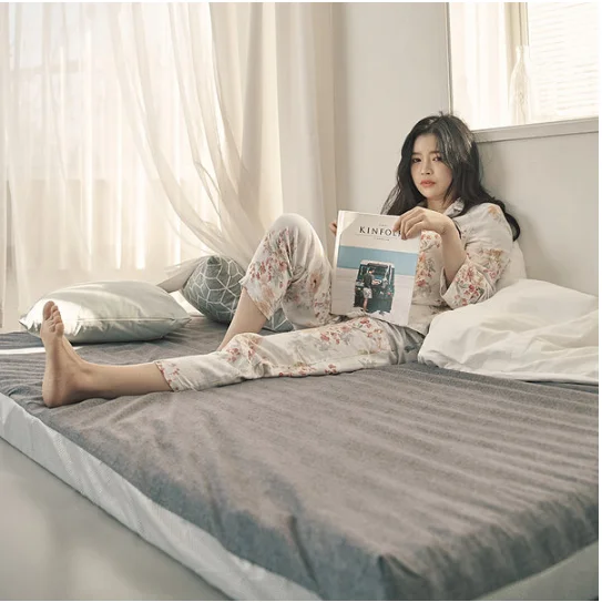 Hot Sale In Korea And Japan Latest fashion Floor  Mattress Bed Topper Pressure Relief  Multiduty 7 Zone Shaped Foam Topper