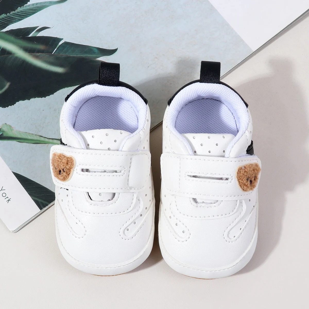 Cute Bear Design Hook&loop Unisex Toddler Baby Infant Sneakers Shoes factory