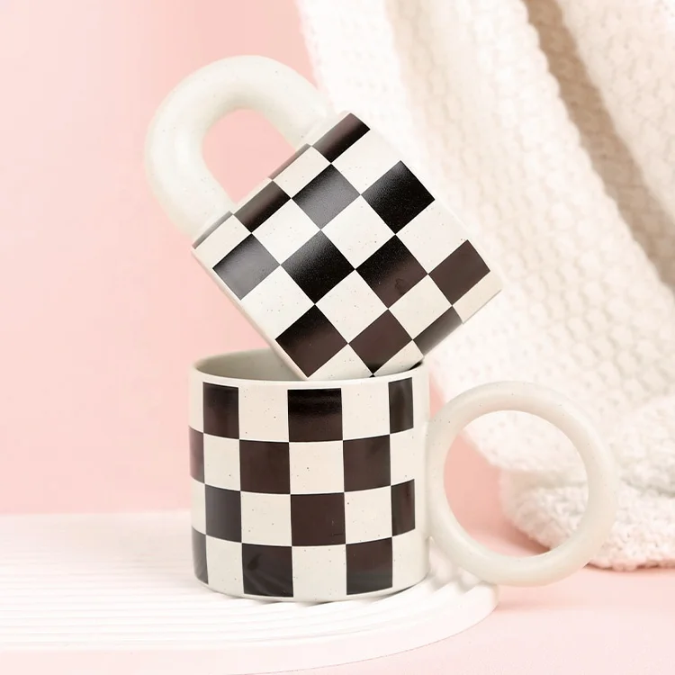 Gloway Personalized Home Decor Drinkware Chessboard Milk Coffee Cup Gift Nordic Ceramic Coffee Mug With Fat Or Big Round Handle