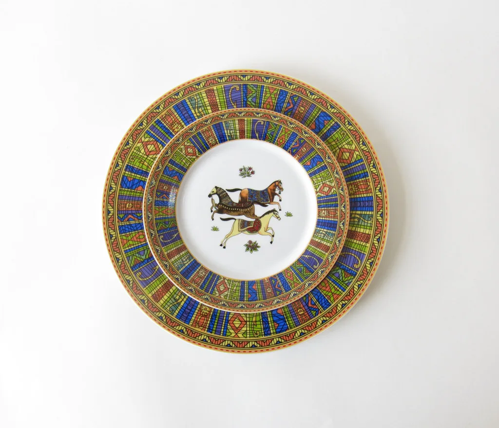 hermes plates horse set