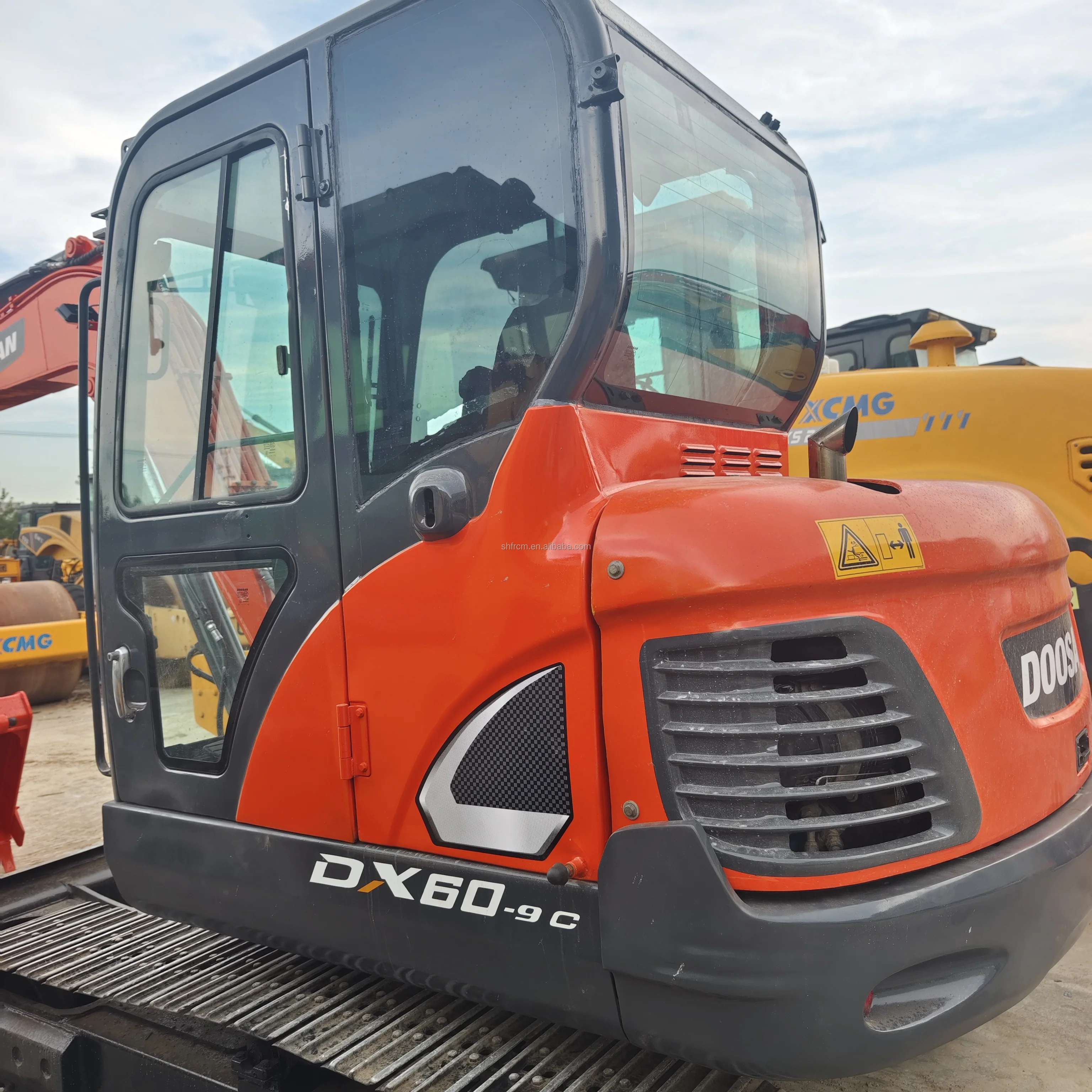 Used Doosan Dx60 Dh60 Mini Excavator Original Doosan Dx60 9 Dh60 Dx55