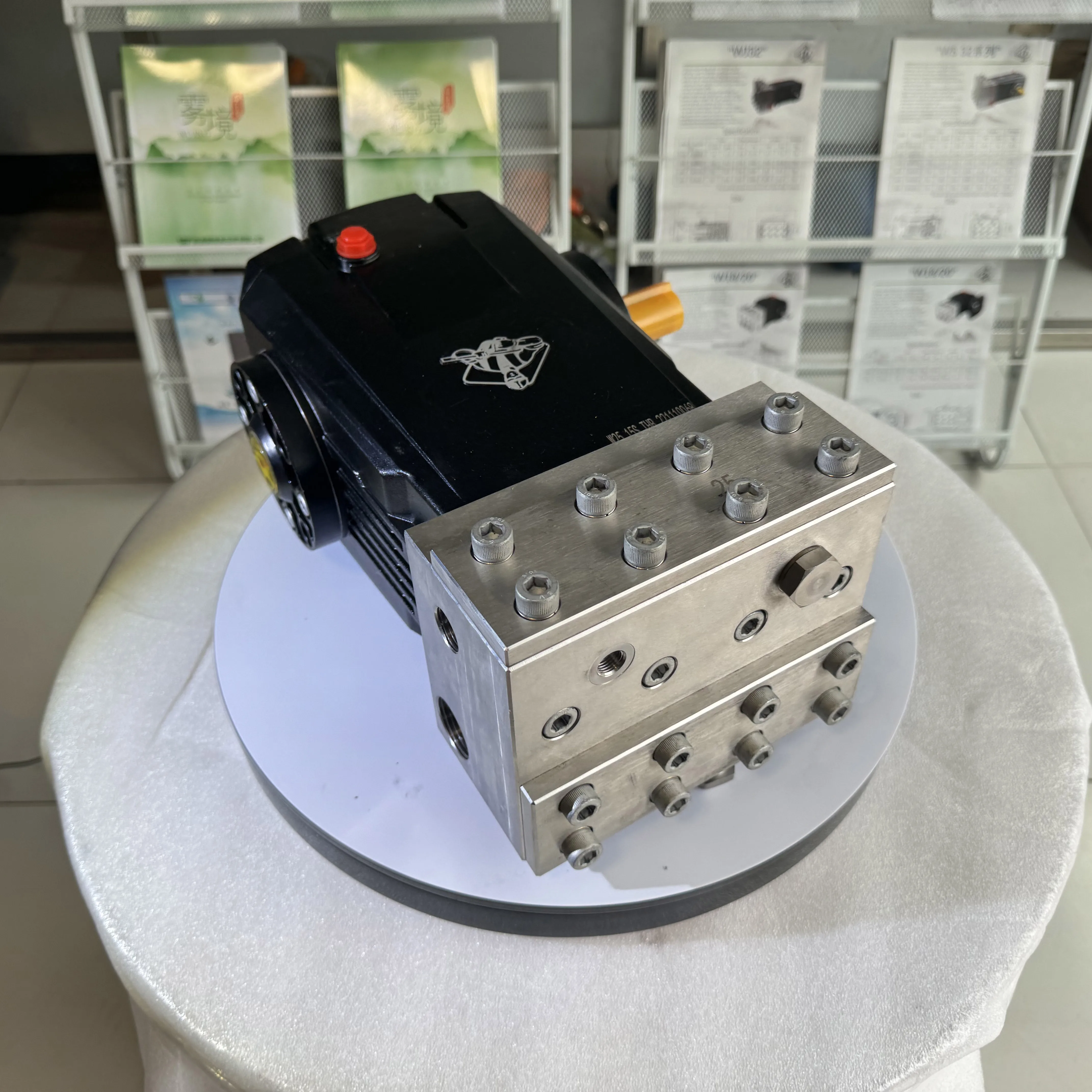 product 23 72lpm 0 300bar ws series commercial buildings washing and cleaning industrial high pressure washer plunger pumps-6